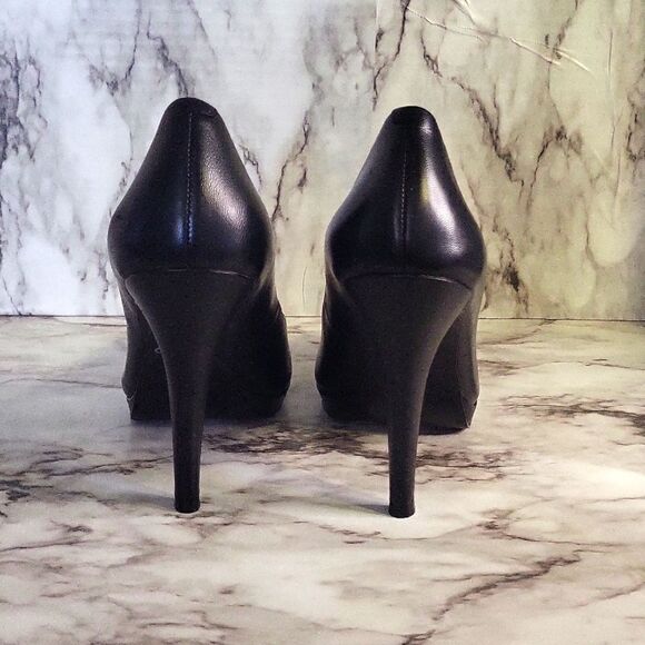 Nine West Rocha black leather almond toe slip on platform heels 8M - Picture 11 of 17